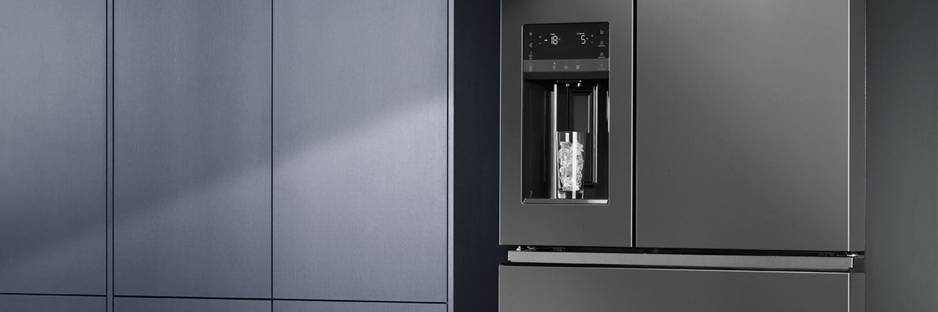 Electrolux usporedni hladnjak-zamrzivač